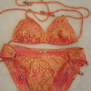 Size Small bathing suit
